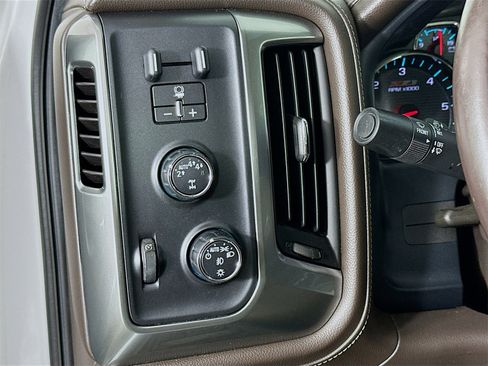 Used 2017 Chevrolet Silverado 1500 LTZ Z71 w/ LTZ Plus Package image 10