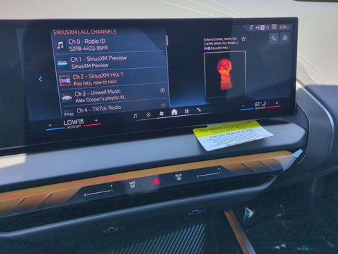 Certified 2025 BMW X3 xDrive30i w/ Premium Package image 21