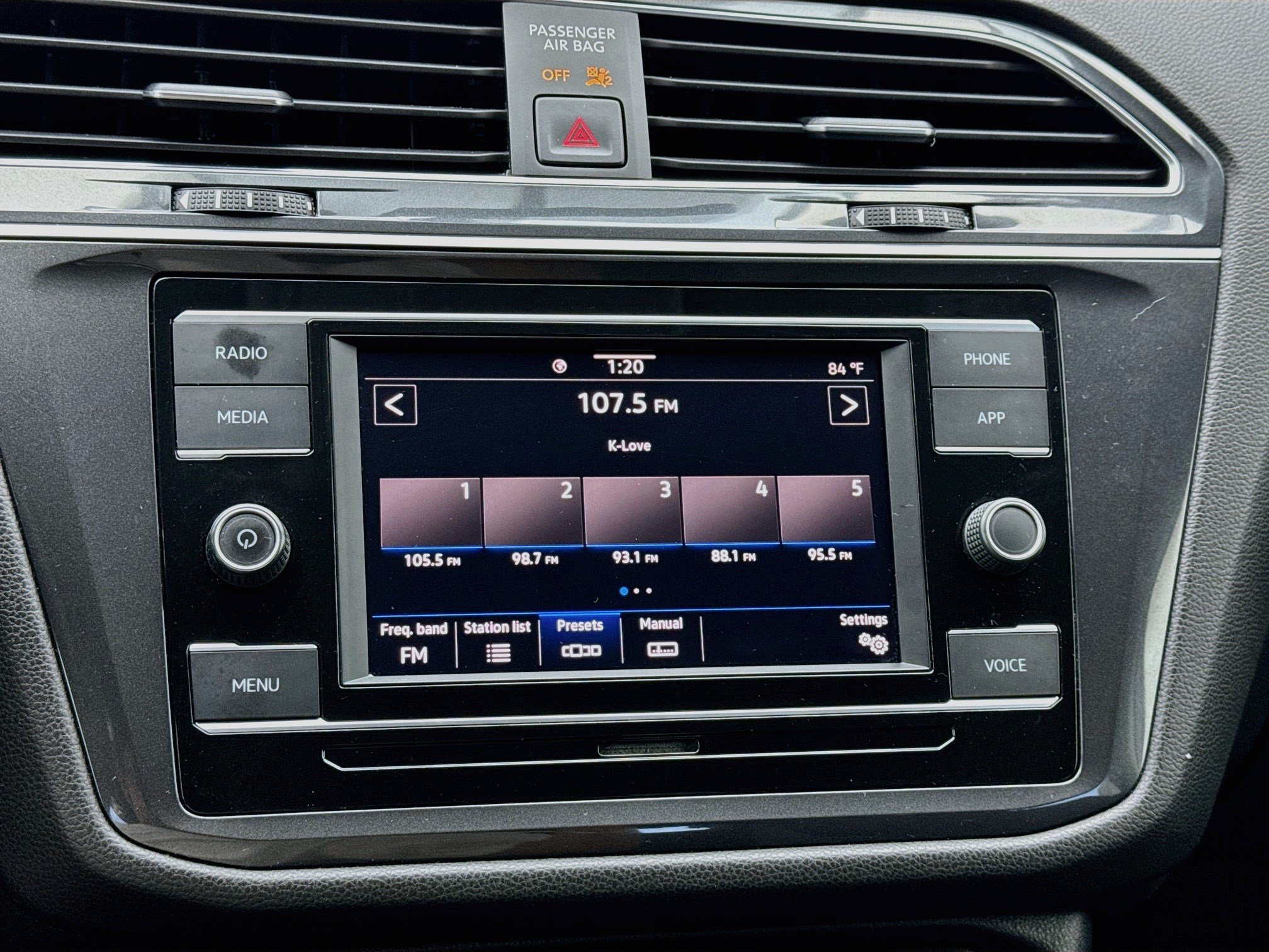 Used 2020 Volkswagen Tiguan S FWD image 11