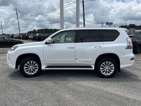 Used 2014 Lexus GX 460 w/ Premium Package AWD/4WD image 5