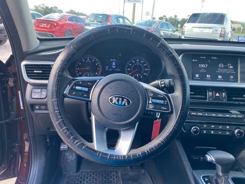 Used 2019 Kia Optima LX FWD image 25