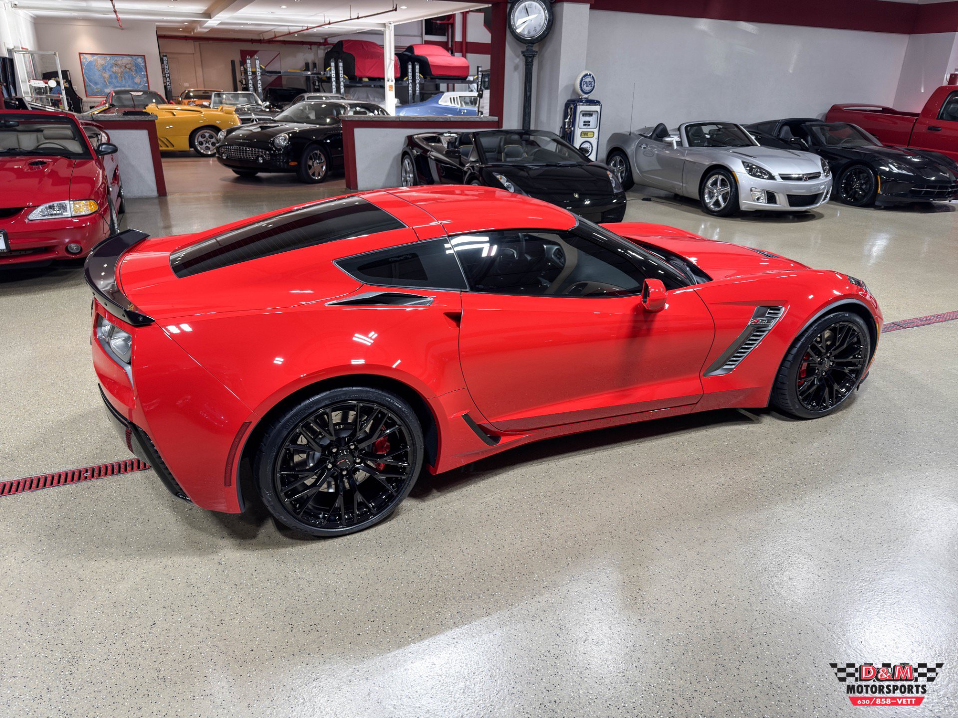 Used 2016 Chevrolet Corvette Z06 w/ 3LZ Preferred Equipment Group RWD image 54