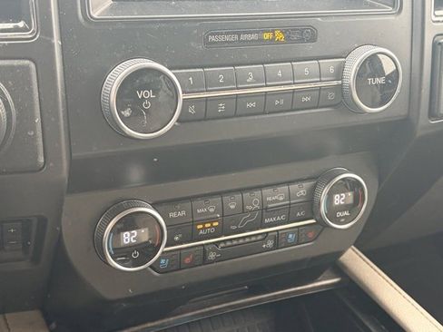 Used 2020 Ford Expedition Limited w/ Special Edition Package image 10