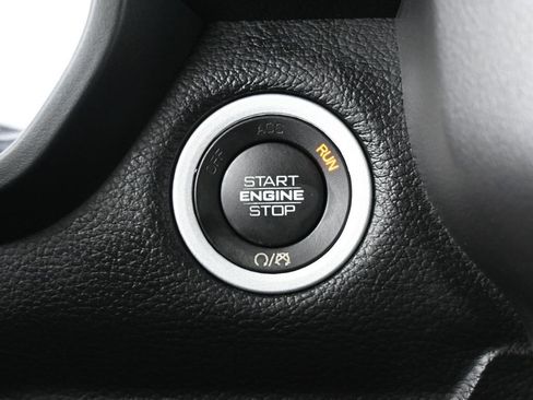 Used 2021 RAM 1500 Big Horn RWD image 22