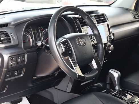 Used 2021 Toyota 4Runner TRD Off-Road Premium image 13