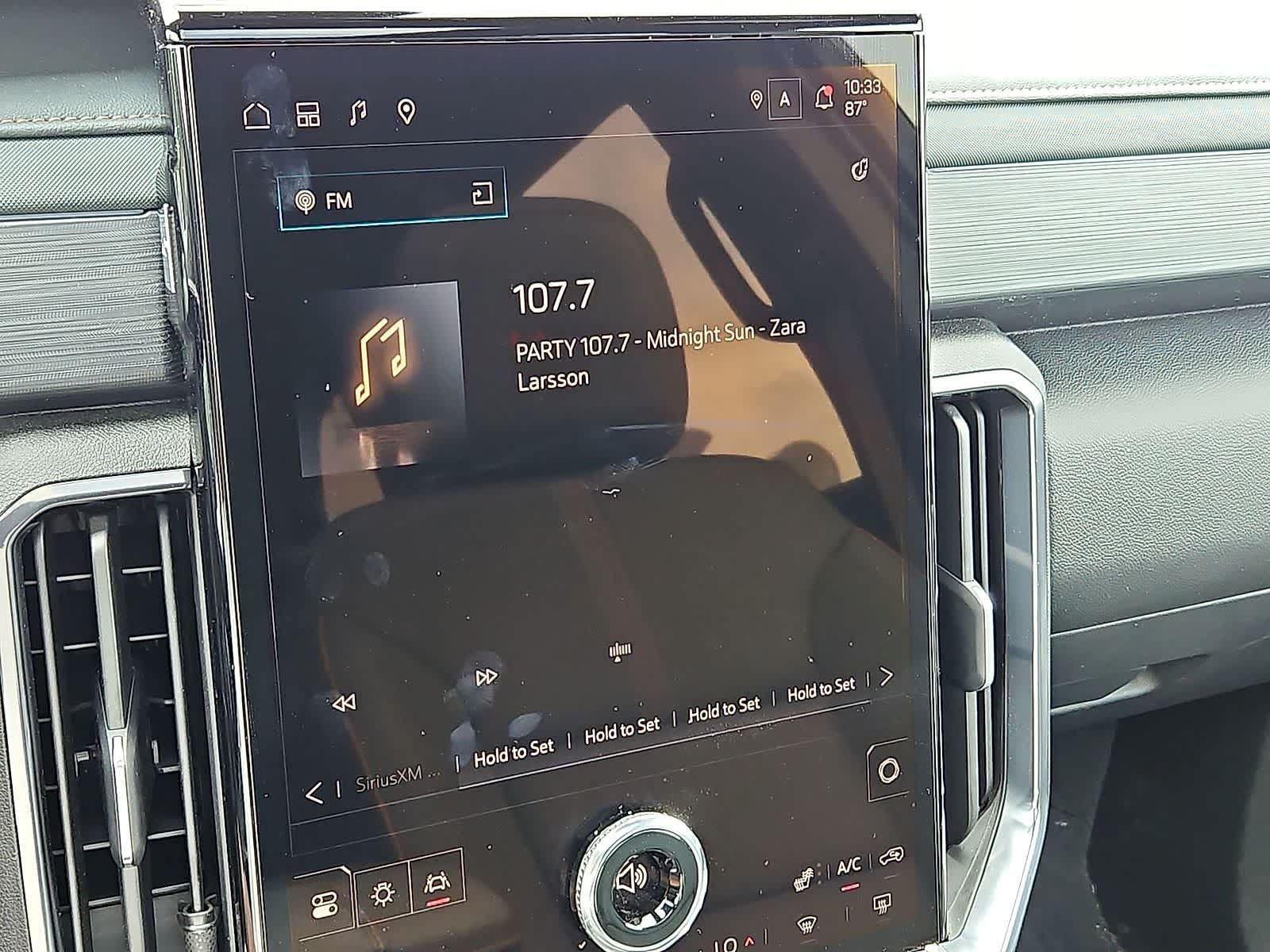 Certified 2024 GMC Acadia AT4 AWD/4WD image 19