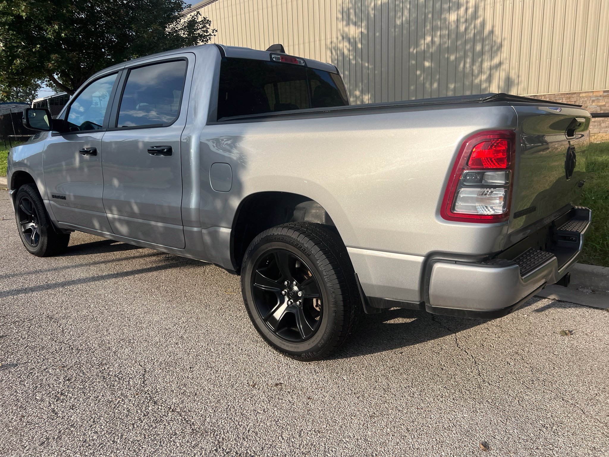 Used 2023 RAM 1500 Big Horn AWD/4WD image 7