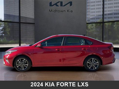 Certified 2024 Kia Forte LXS w/ LXS Technology Package image 6