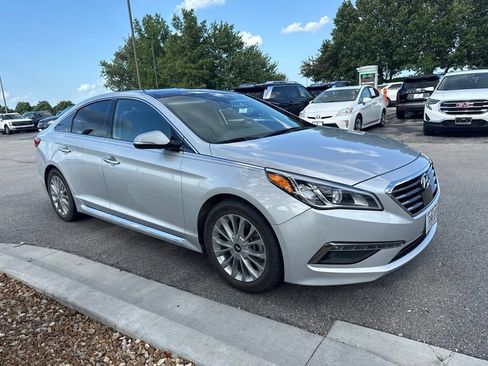 Used 2015 Hyundai Sonata Limited w/ Option Group 05 FWD image 5