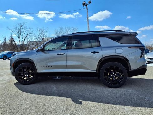 Used 2024 Chevrolet Traverse RS w/ LPO, Floor Liner Package image 41