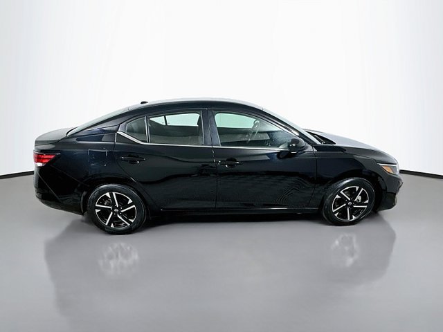 Used 2024 Nissan Sentra SV FWD image 8