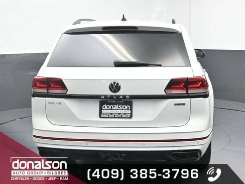 Used 2022 Volkswagen Atlas SEL R-Line AWD/4WD image 4