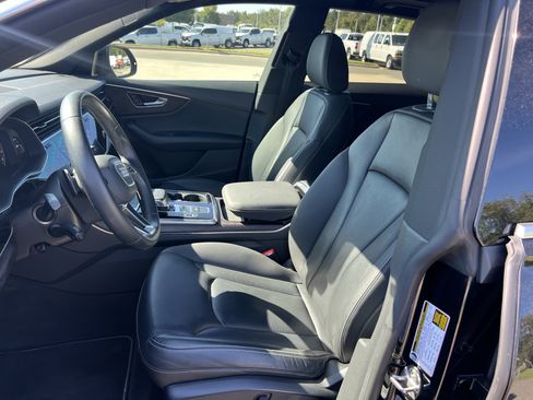 Used 2019 Audi Q8 Premium Plus AWD/4WD image 16