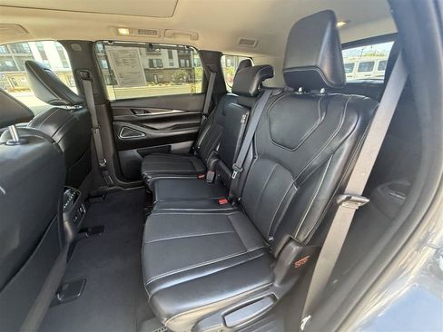 Used 2023 INFINITI QX60 Sensory w/ Cargo Package AWD/4WD image 28