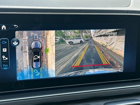 New 2026 Mercedes-Benz GLS 450 4MATIC image 24