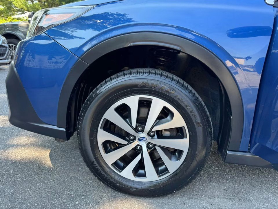 Used 2021 Subaru Outback Premium AWD/4WD image 9
