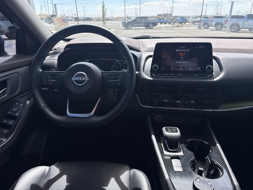 Used 2023 Nissan Rogue SV w/ SV Premium B Package AWD/4WD image 11