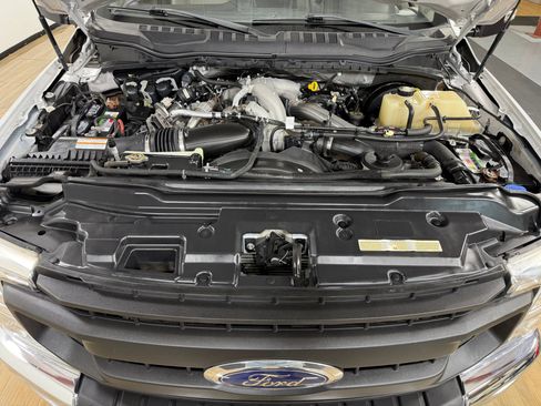 Used 2022 Ford F250 XL w/ Power Equipment Group AWD/4WD image 10