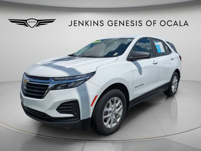 Used 2022 Chevrolet Equinox LS w/ LS Convenience Package AWD/4WD image 5