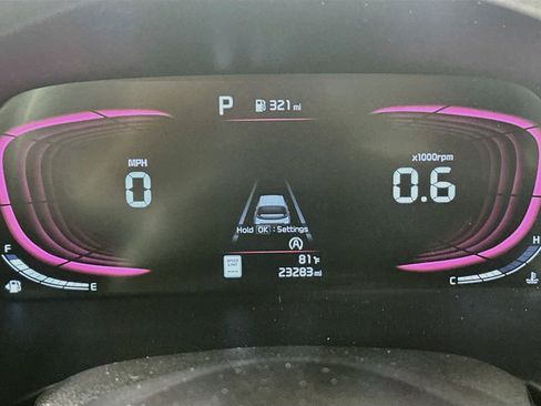 Used 2025 Kia Soul LX w/ LX Technology Package FWD image 19