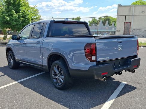 Used 2023 Honda Ridgeline Sport image 4