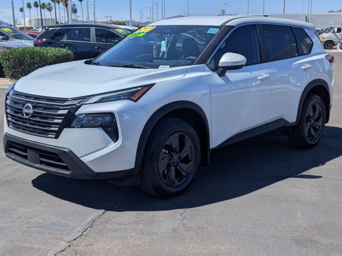 New 2026 Nissan Rogue SV image 5