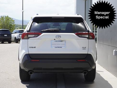 Used 2024 Toyota RAV4 XLE AWD/4WD image 6