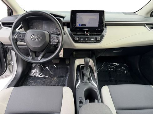 Used 2023 Toyota Corolla LE image 10