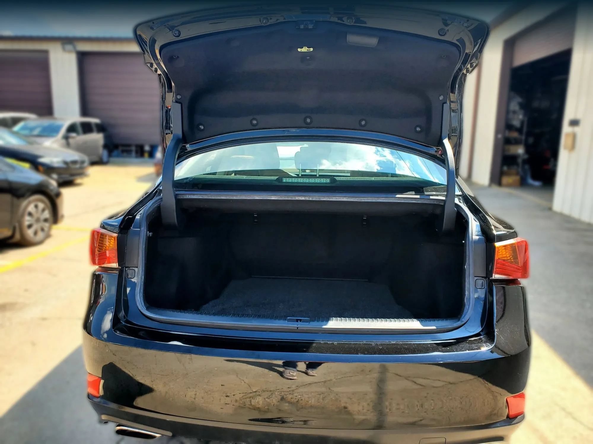 Used 2019 Lexus IS 300 AWD image 35