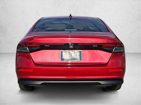 Used 2025 Honda Accord SE image 7