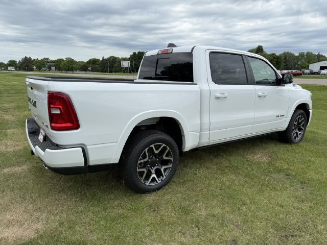 New 2026 RAM 1500 Laramie AWD/4WD image 8