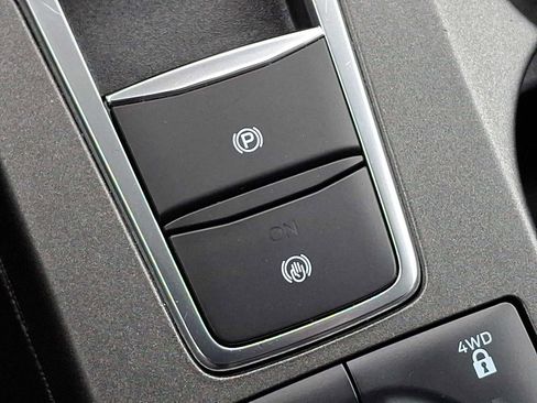 Used 2025 Ford Bronco Sport Badlands image 24