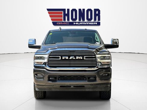 Used 2024 RAM 3500 Laramie AWD/4WD image 9