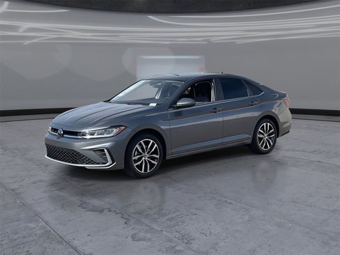 New 2026 Volkswagen Jetta SE image 3