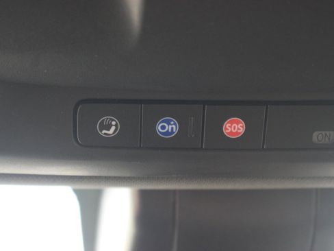 Used 2021 Chevrolet Suburban RST w/ Luxury Package image 31