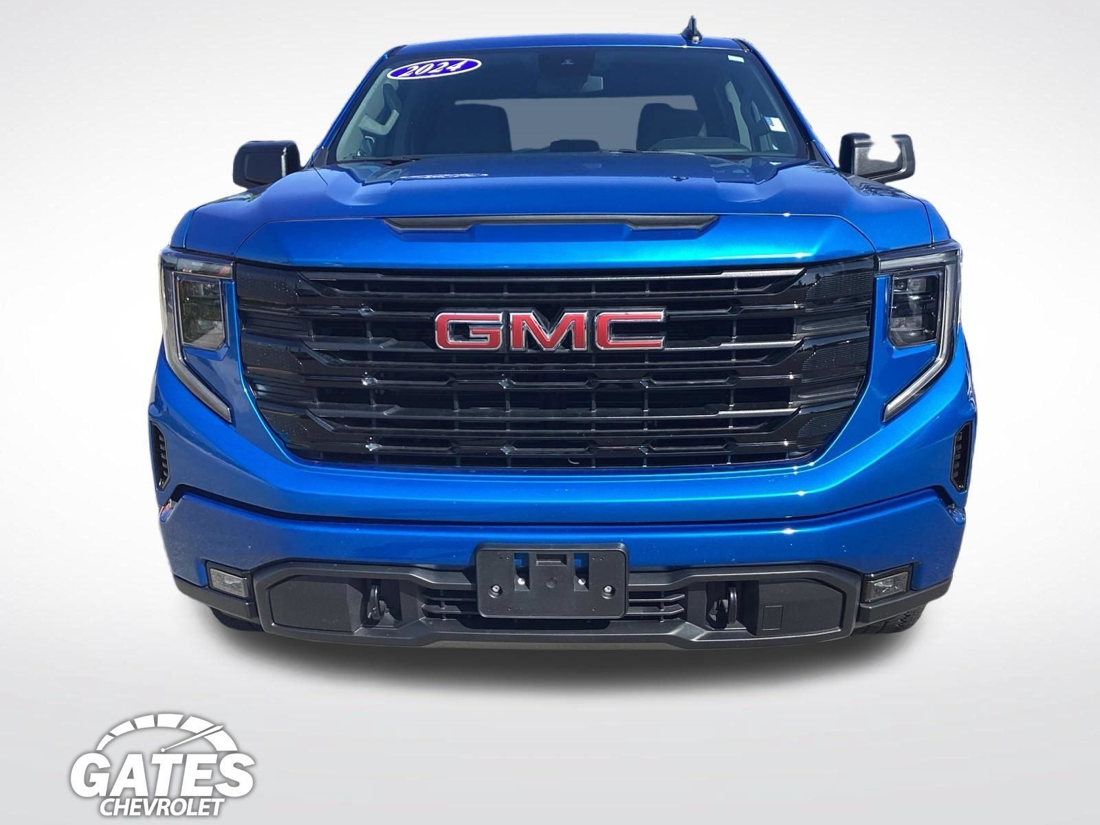 Used 2024 GMC Sierra 1500 Elevation AWD/4WD image 2