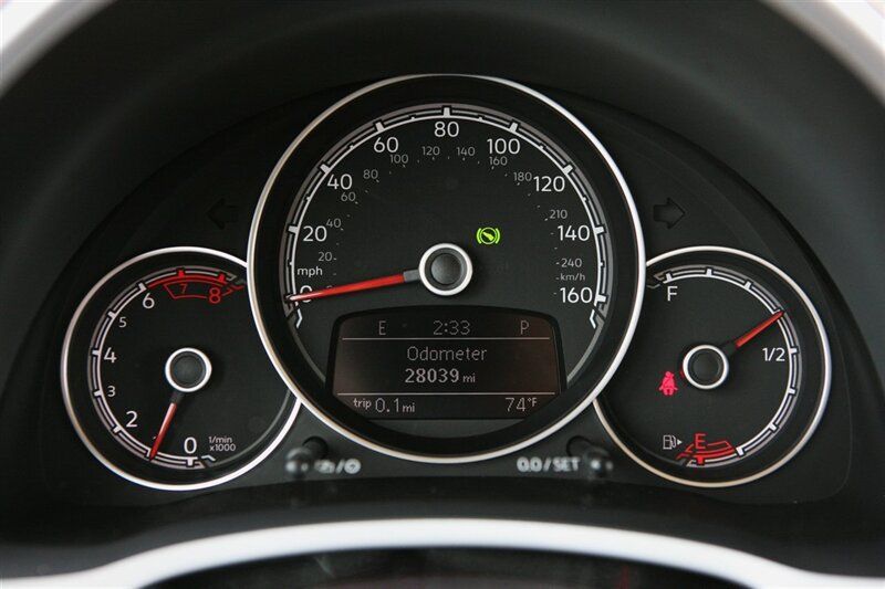 Used 2019 Volkswagen Beetle 2.0T SE w/ SE Premium Package FWD image 23