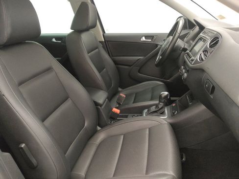 Used 2016 Volkswagen Tiguan SE AWD/4WD image 21