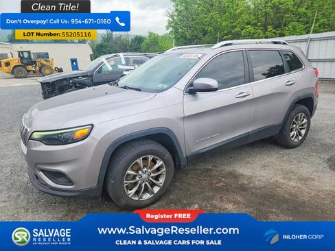 Used 2019 Jeep Cherokee Latitude Plus w/ Comfort/Convenience Group AWD/4WD image 1
