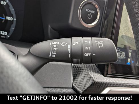 Used 2025 Toyota 4Runner Limited image 32