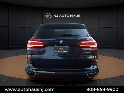 Used 2021 BMW X5 M50i w/ Executive Package image 9