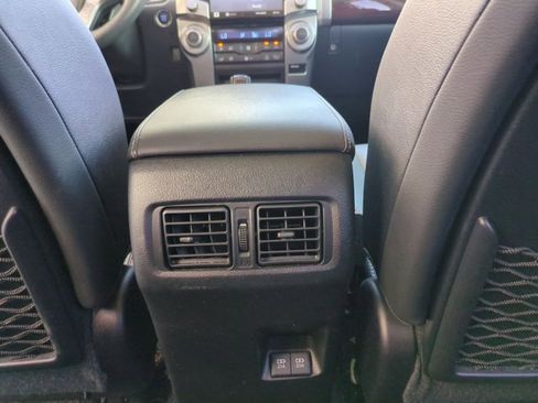 Used 2021 Toyota 4Runner Limited image 18