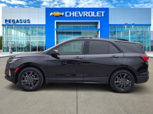 Used 2022 Chevrolet Equinox RS w/ RS Leather Package FWD image 3