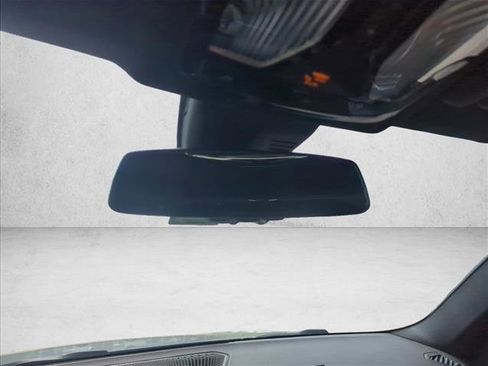 Used 2025 BMW 330i Sedan w/ M Sport Package image 11