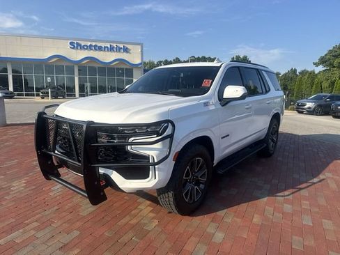 Used 2021 Chevrolet Tahoe Z71 w/ Luxury Package AWD/4WD image 1