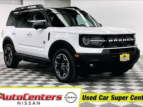Used 2025 Ford Bronco Sport Outer Banks w/ Outer Banks Tech Package+ AWD/4WD image 1