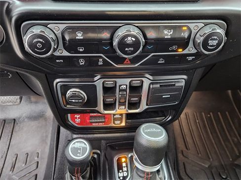 Used 2021 Jeep Gladiator Rubicon w/ Trailer Tow Package image 19
