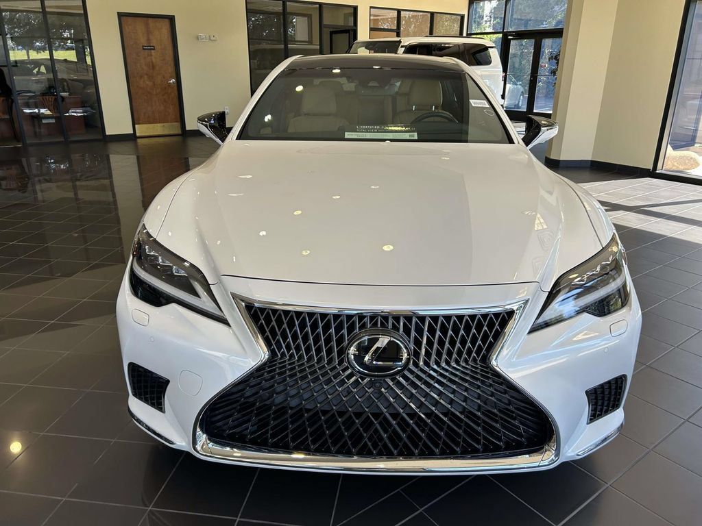 Used 2022 Lexus LS 500 w/ Interior Upgrade Package RWD image 6