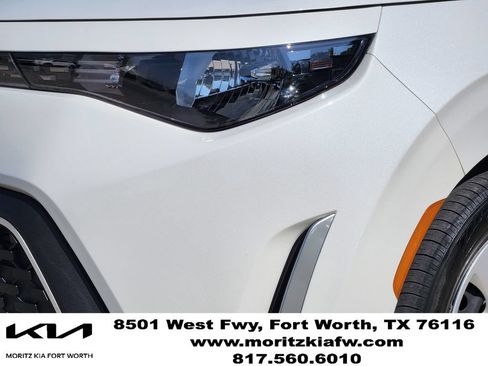 Certified 2024 Kia Soul LX FWD image 7