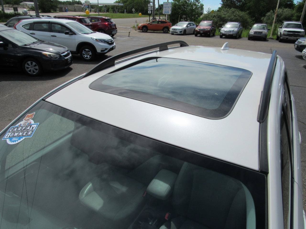 Used 2017 Subaru Forester 2.5i Limited AWD/4WD image 4